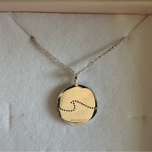 Misha Hawaii Wave Coin Necklace with CZ’s in SILVER. New and never worn. - Picture 7 of 8